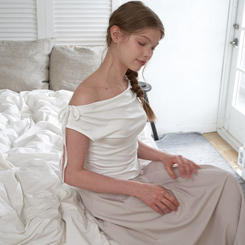 STRING OFF SHOULDER_WT