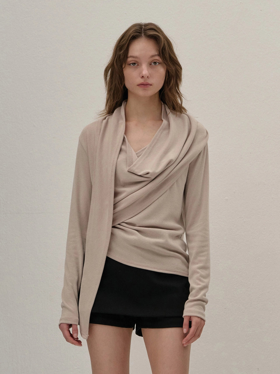 TIE-WRAPPED BLOUSE BEIGE
