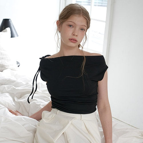 STRING OFF SHOULDER_BK