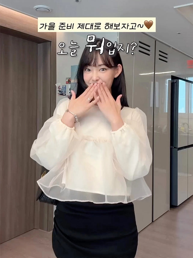 [인플s Pick] ORGANZA SHIRRING BLOUSE BEIGE
