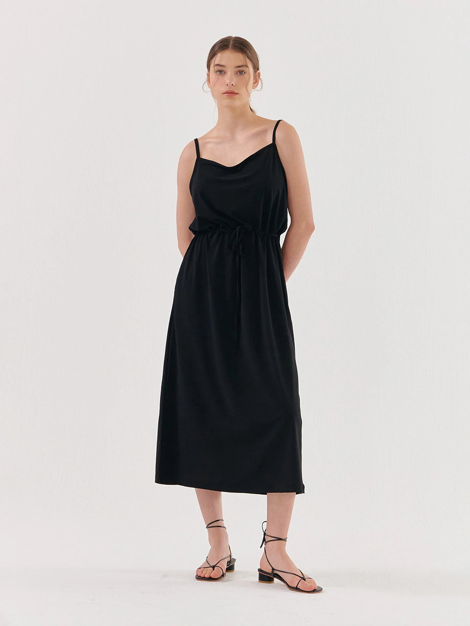 STRING SLEEVELESS ONEPIECE BLACK
