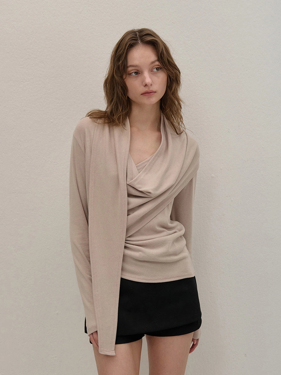 TIE-WRAPPED BLOUSE BEIGE