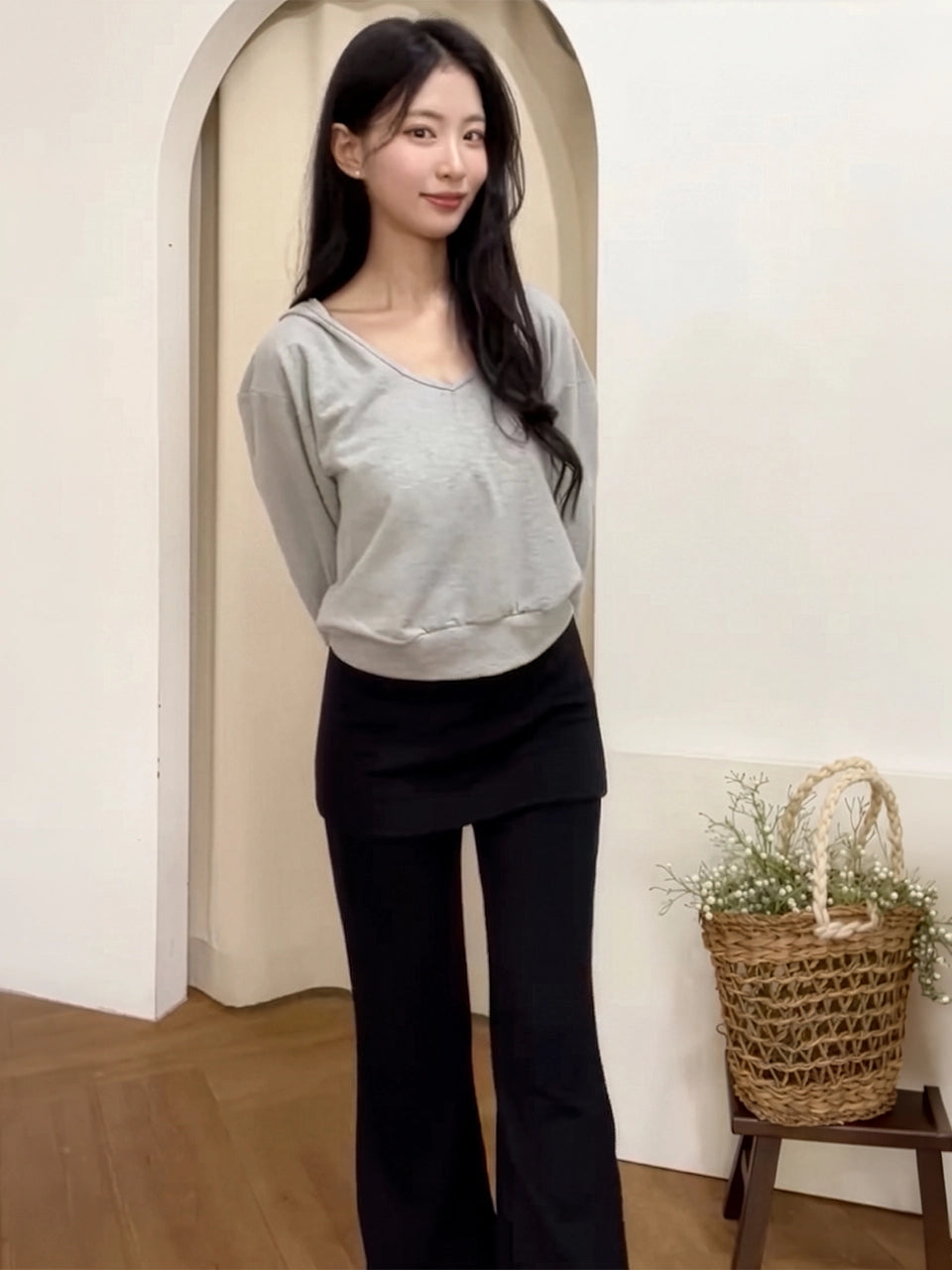 [인플s Pick] COTTON SKIRT BOOT-CUT PANTS BLACK