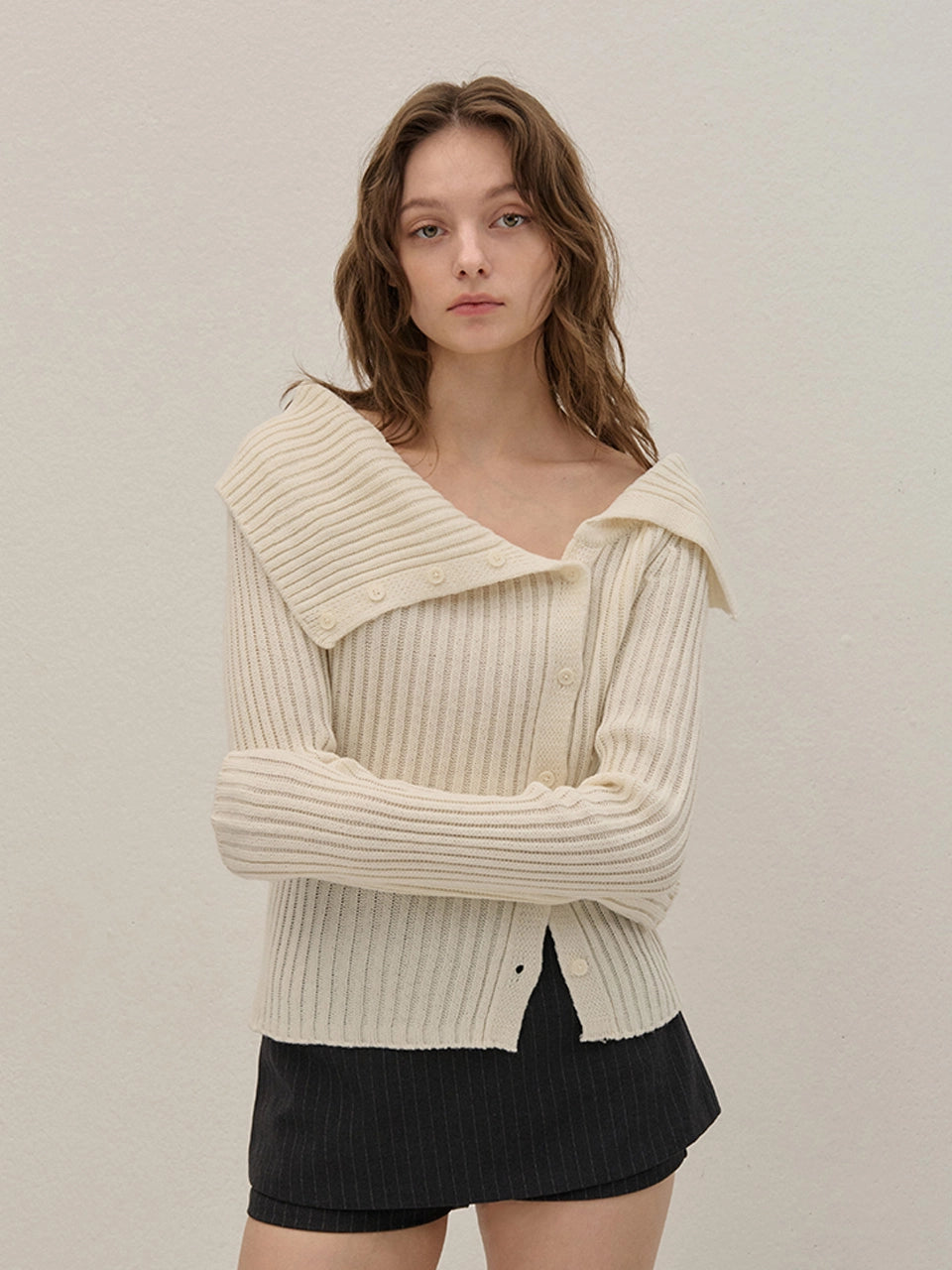 [인플s Pick] OFF-SHOULDER KNIT GARDIGAN IVORY