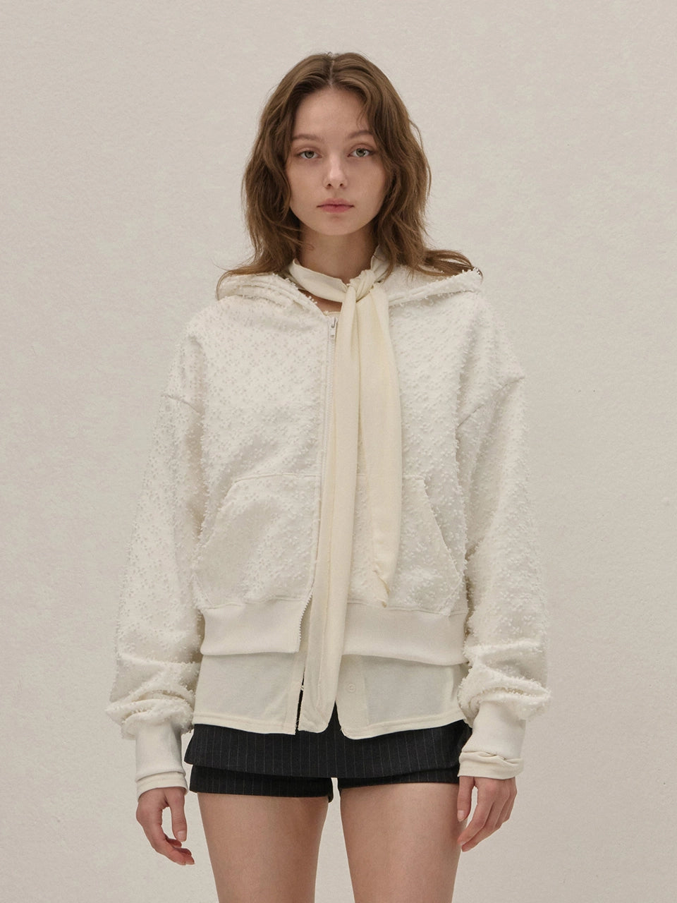 EMBOSSED FLOWER HOODED JUMPER WHITE