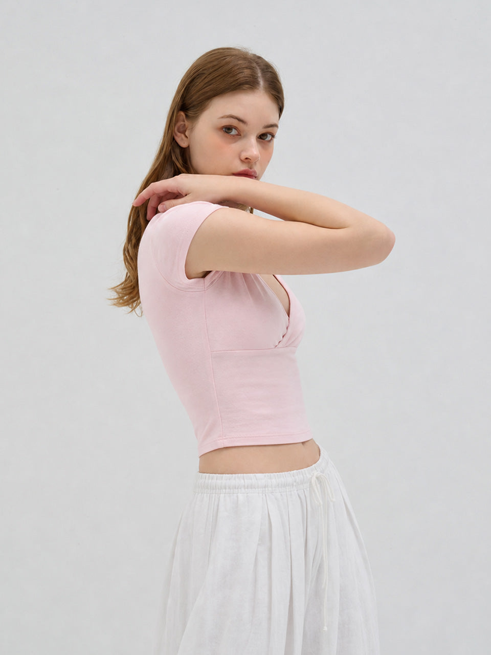 CUTTING V-NECK SHORT SLEEVE T SHIRT LIGHT PINK