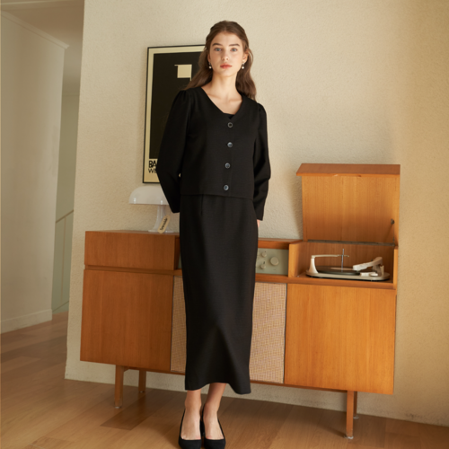 time blouse-black