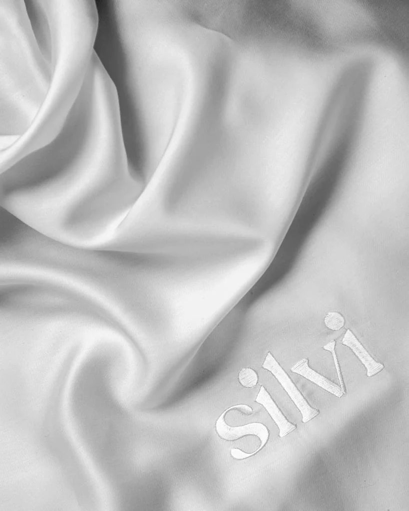 30%OFF💙 The Anti-Acne™ Silk Duvet Cover