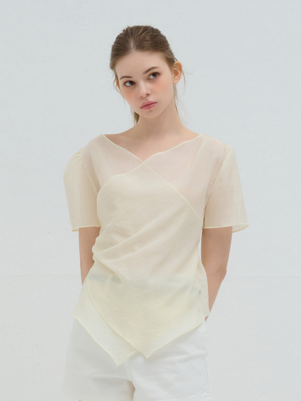 STRIPE WRAP SHIRRING BLOUSE BEIGE