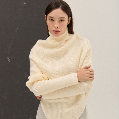 HIGH NECK KNIT CAPE_IV
