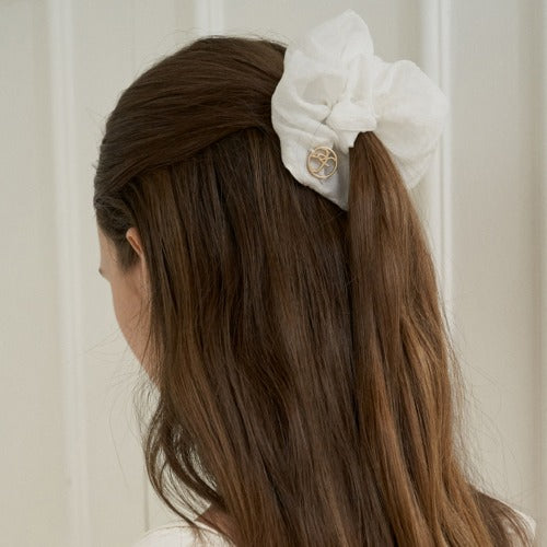 POEMING SCRUNCHIE_IV