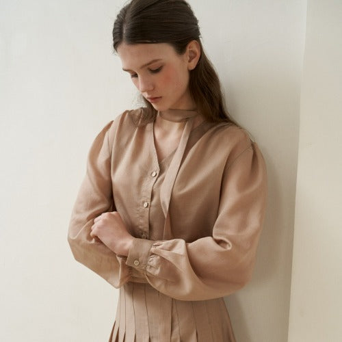 FLEW BLOUSE(BE)
