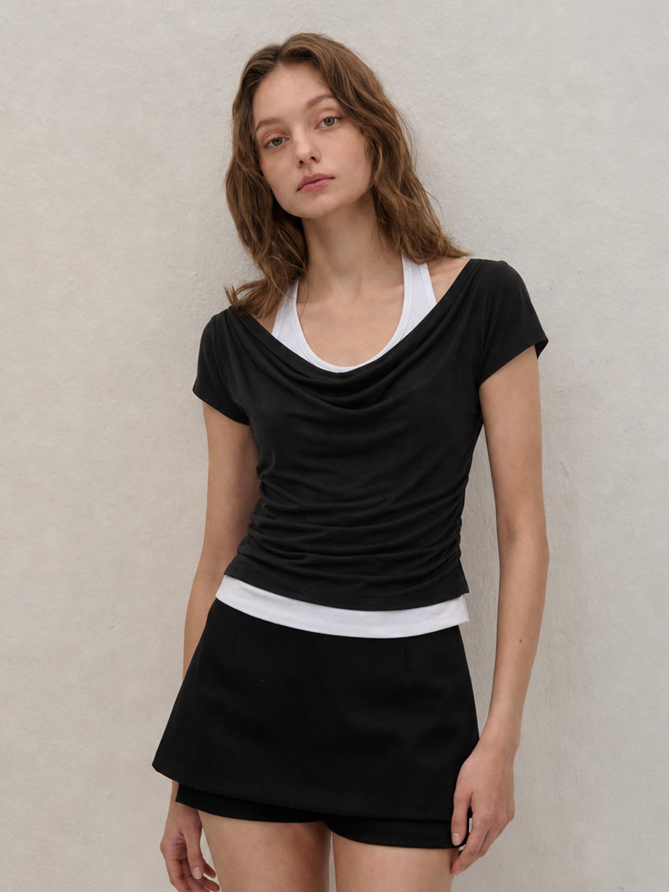 LAYERED HALTER-NECK T SHIRT BLACK
