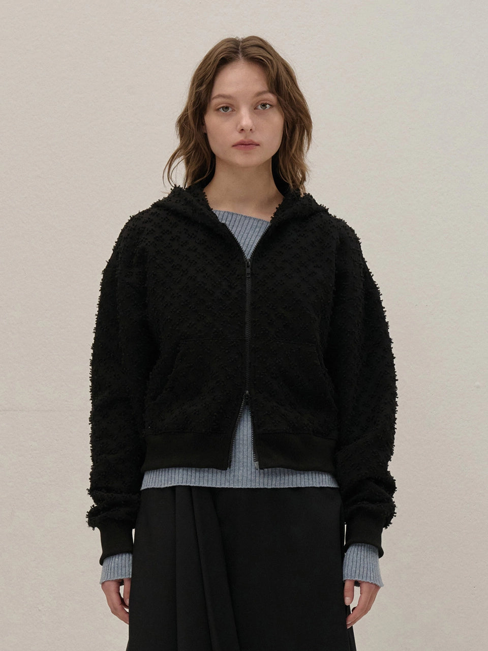 EMBOSSED FLOWER HOODED JUMPER BLACK
