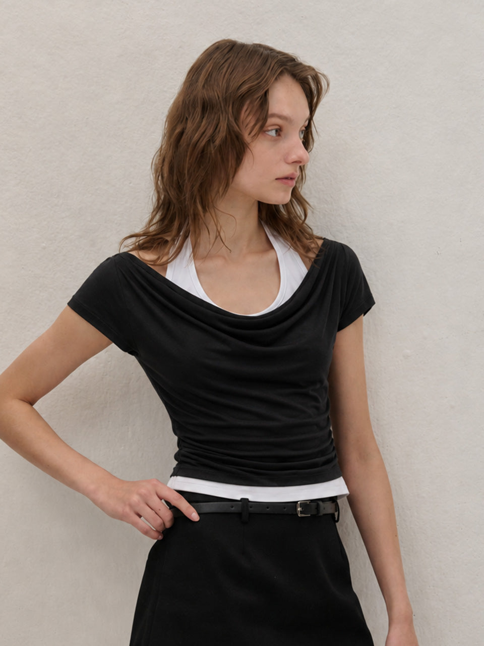 LAYERED HALTER-NECK T SHIRT BLACK