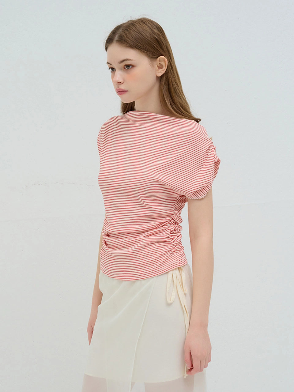 STRIPE PIN TUCK OFF-SHOULDER T-SHIRT RED