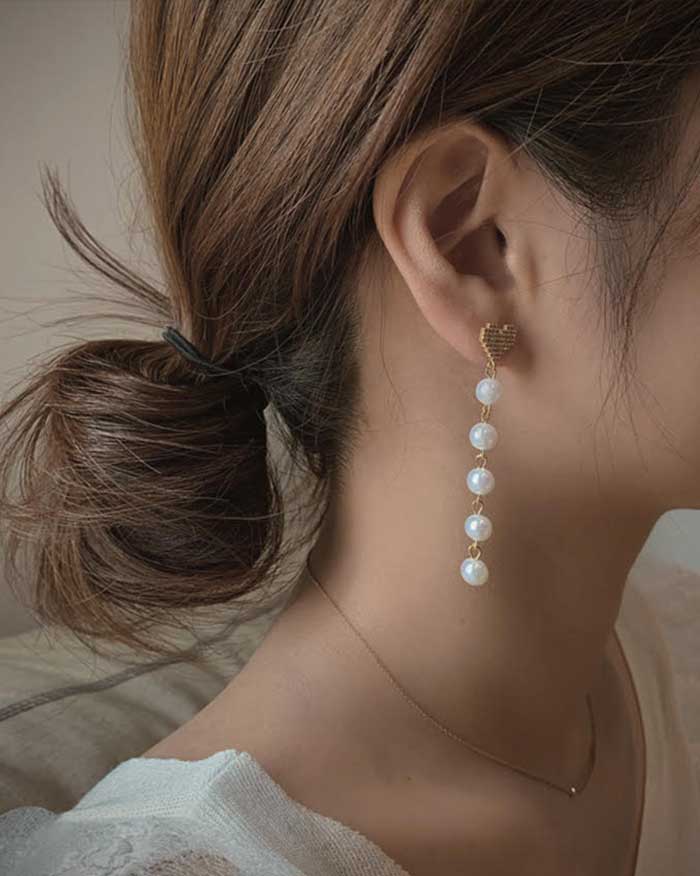 Pearl Drop Earrings (6155209867436)